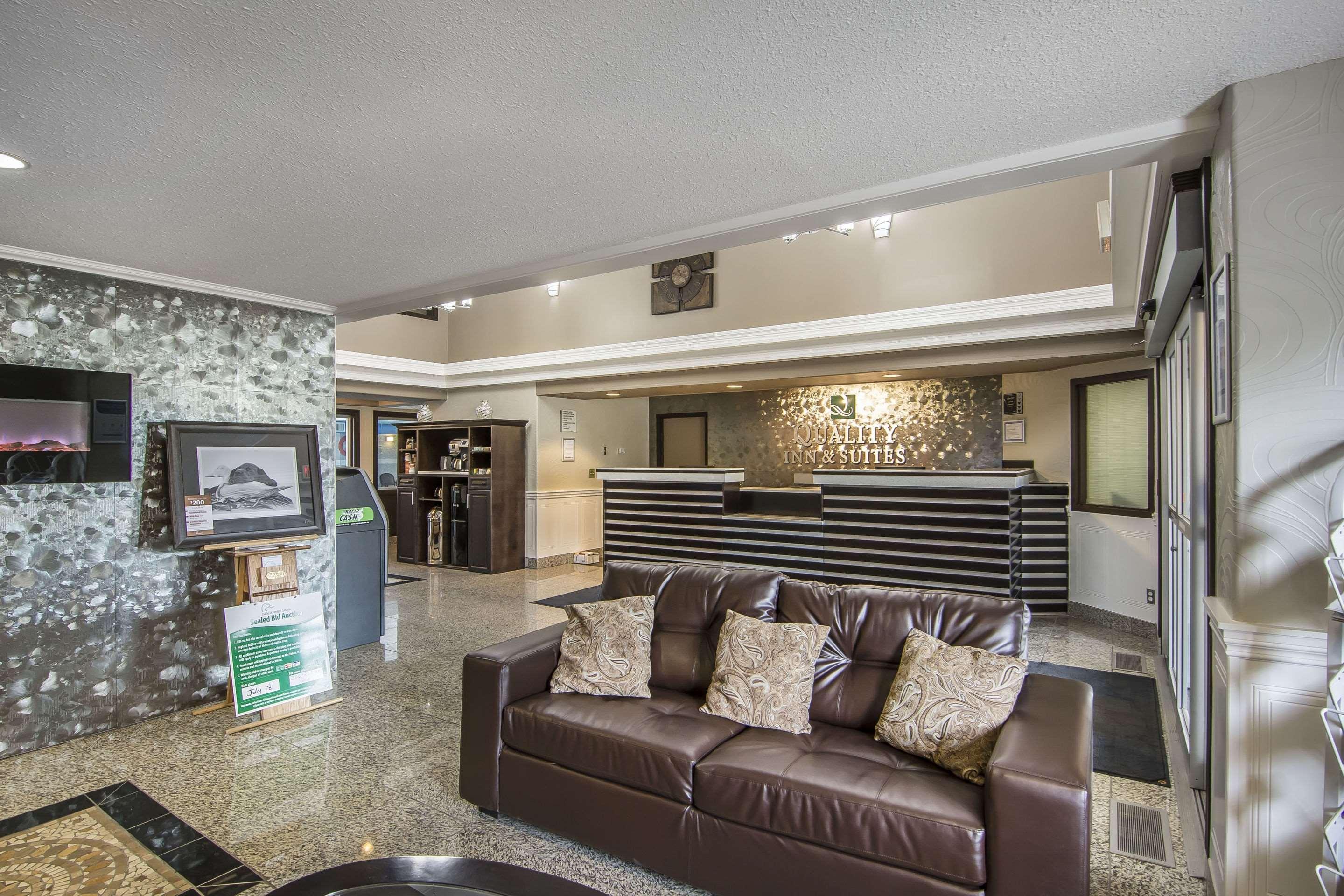 Quality Inn & Suites Yorkton Εξωτερικό φωτογραφία