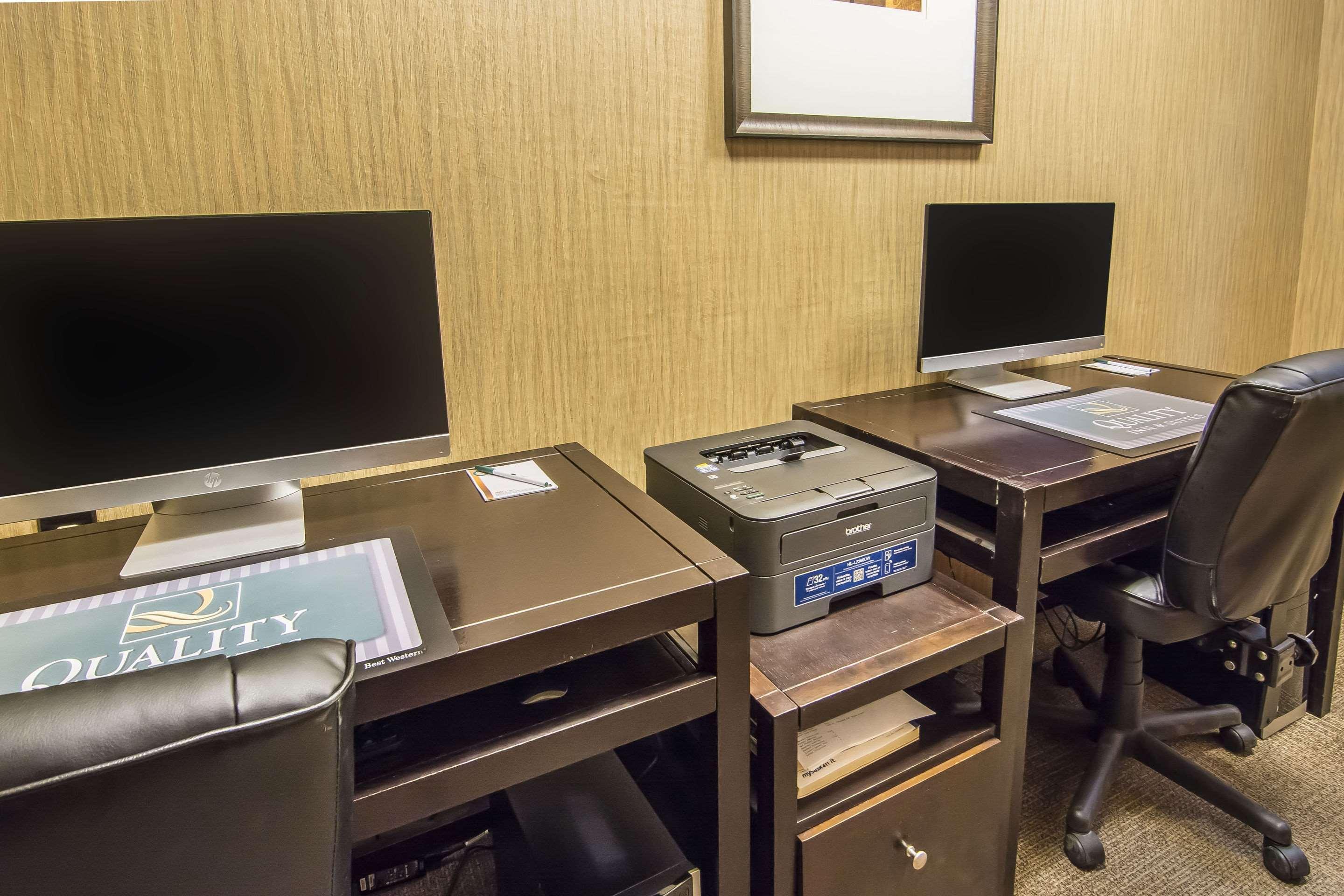 Quality Inn & Suites Yorkton Εξωτερικό φωτογραφία