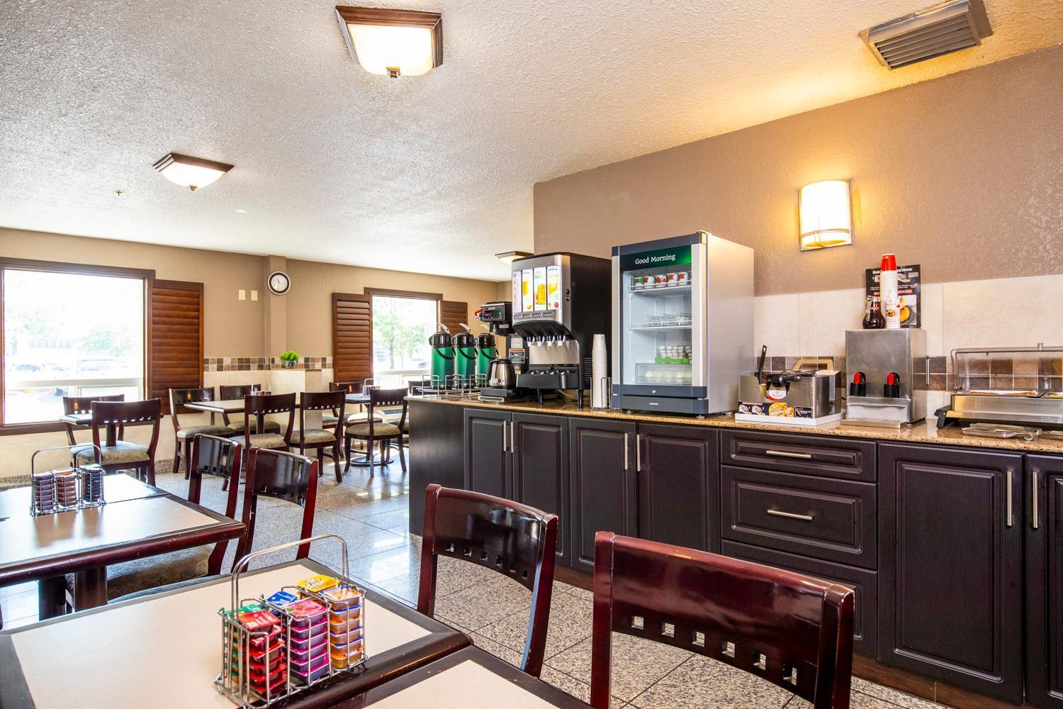 Quality Inn & Suites Yorkton Εξωτερικό φωτογραφία