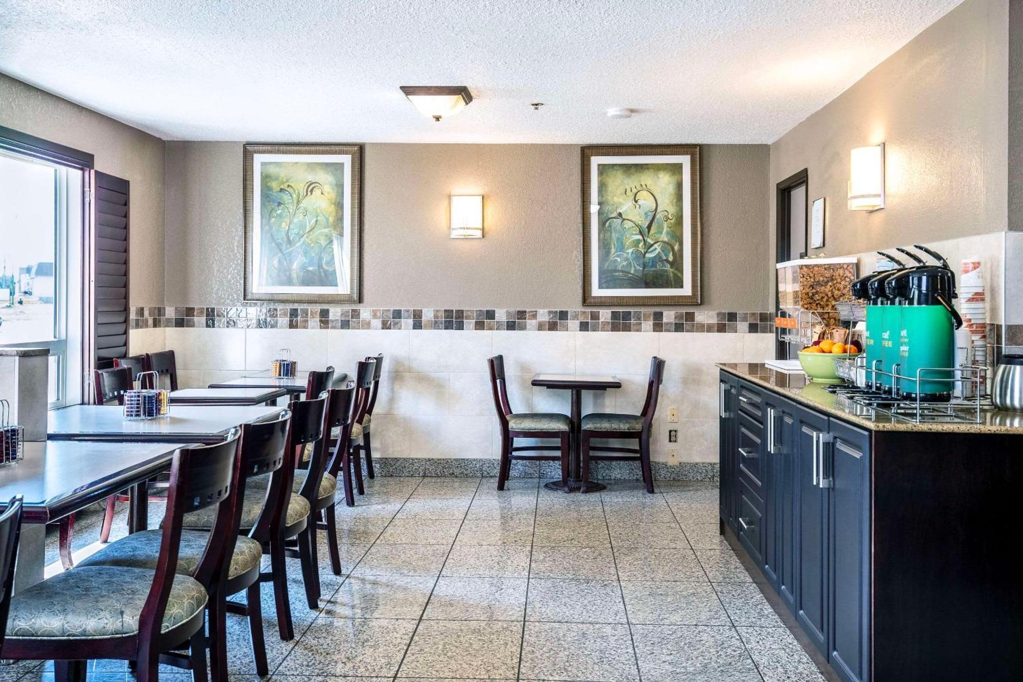 Quality Inn & Suites Yorkton Εξωτερικό φωτογραφία