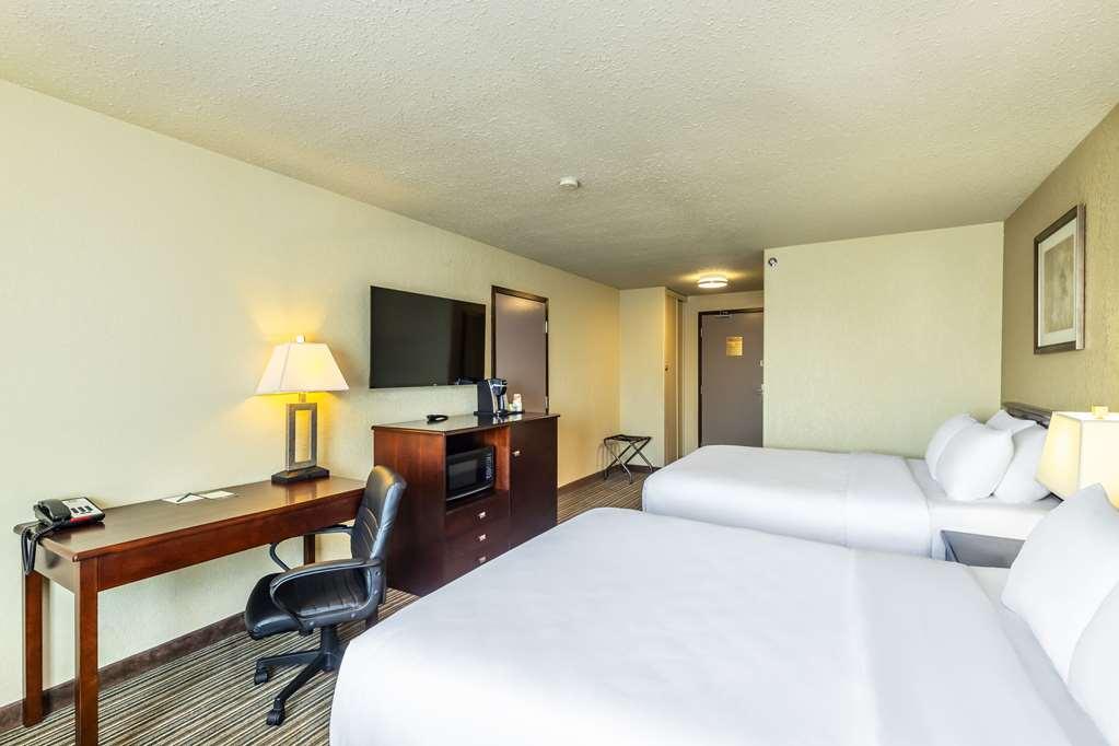 Quality Inn & Suites Yorkton Δωμάτιο φωτογραφία