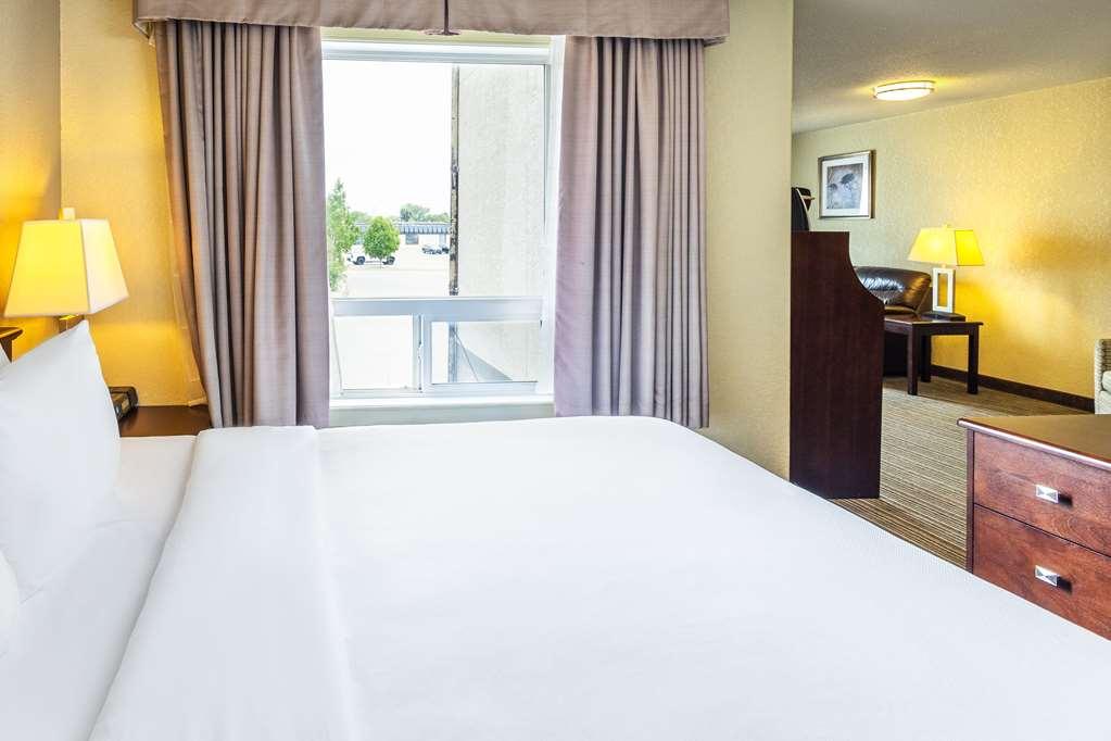 Quality Inn & Suites Yorkton Δωμάτιο φωτογραφία